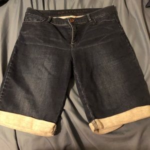 Juicy couture Bermuda shorts